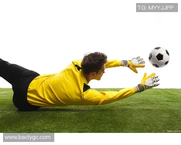 足球明星精彩踩球瞬间集锦展现技术与魅力的完美结合